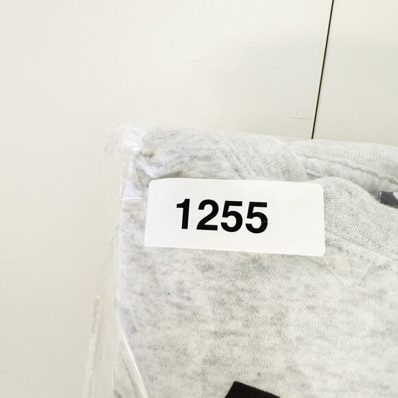 Nike Big Kids Fleece Sweatshirt Gray Crewneck - Size XL - Picture 11 of 11